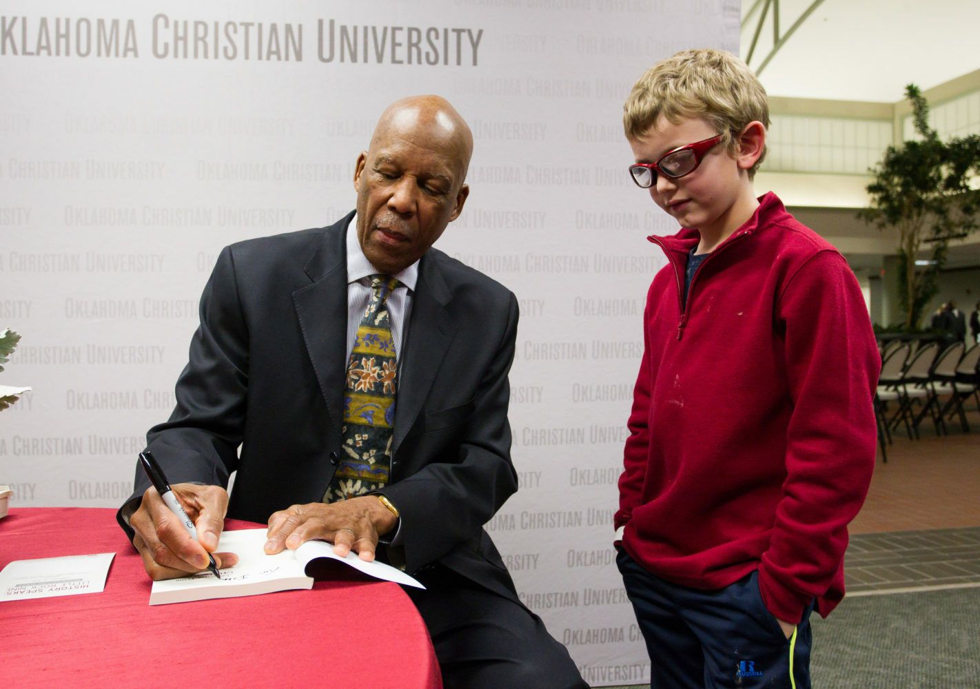History Speaks 2015 Signing