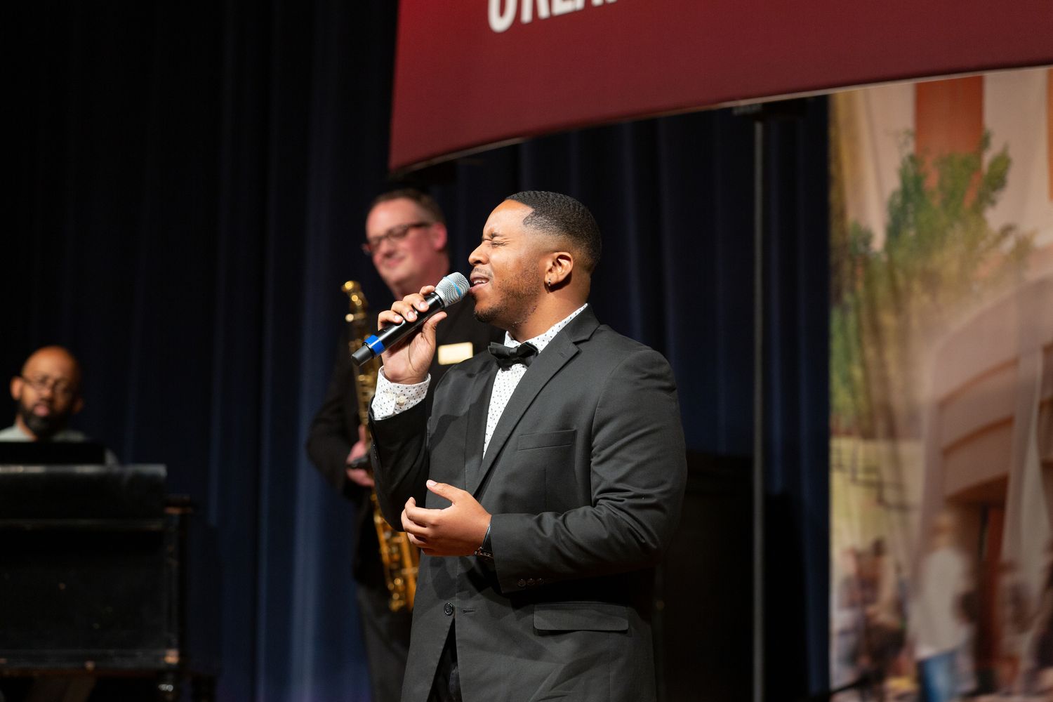 OC 18 03 06 19 00019