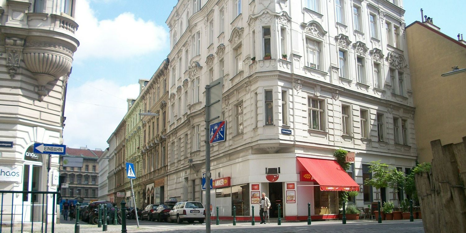 Das millicanhaus street corner